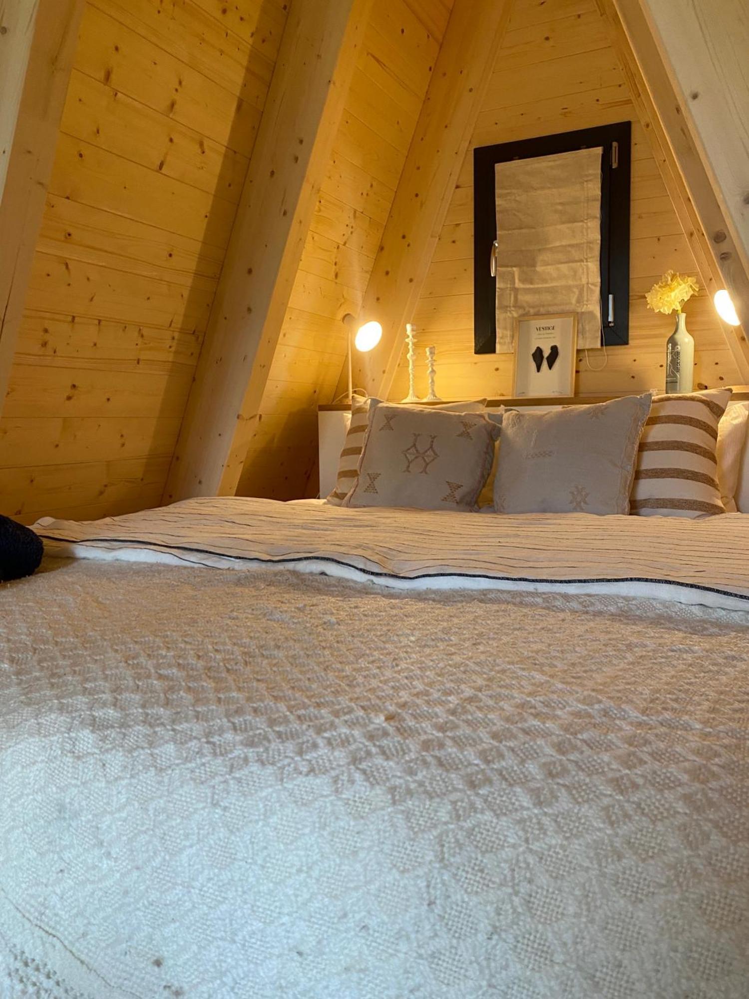 Ecolodges De Reve Dans Un Chateau De Conte De Fees Les-Trois-Moutiers ภายนอก รูปภาพ