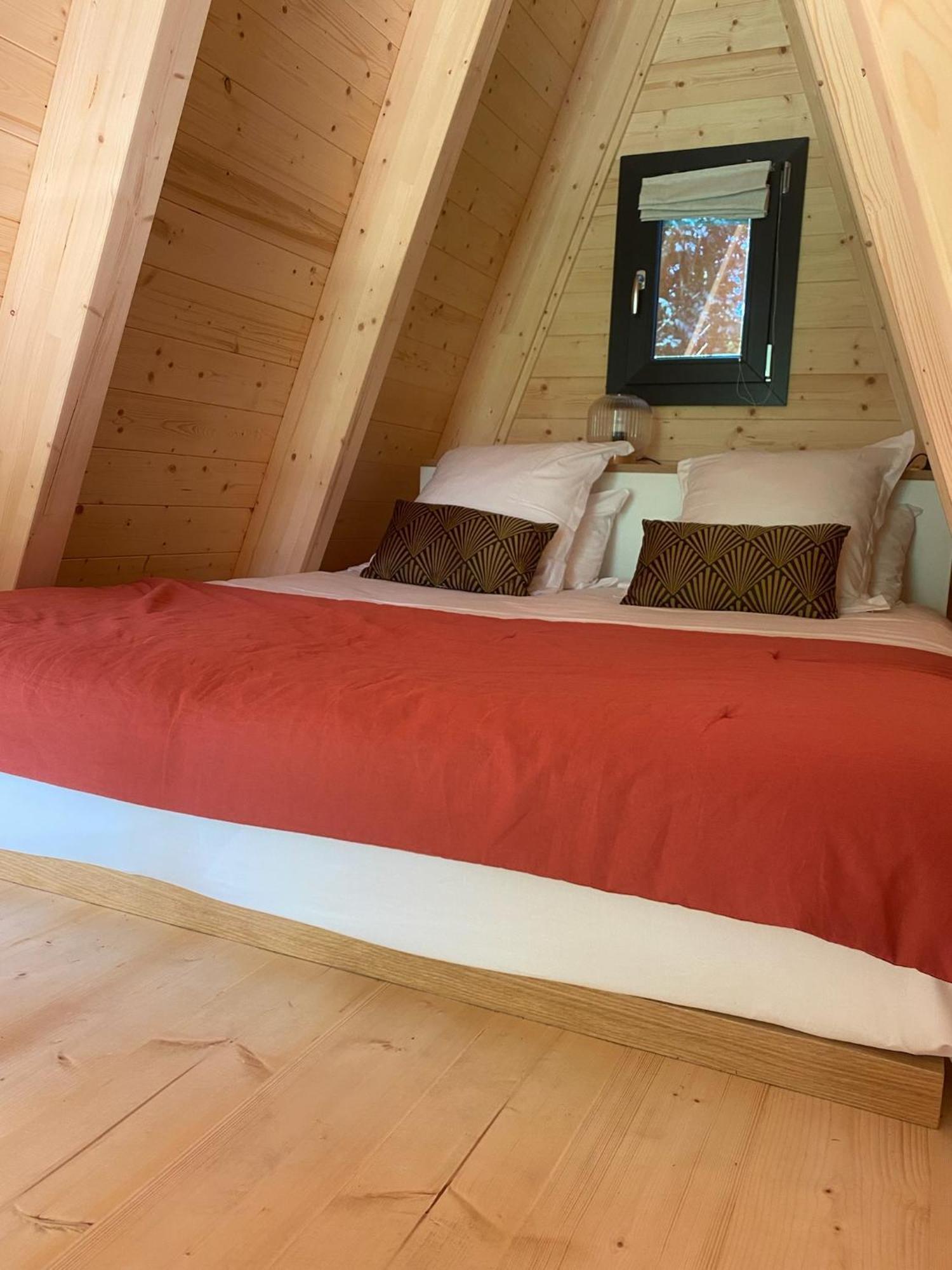 Ecolodges De Reve Dans Un Chateau De Conte De Fees Les-Trois-Moutiers ภายนอก รูปภาพ