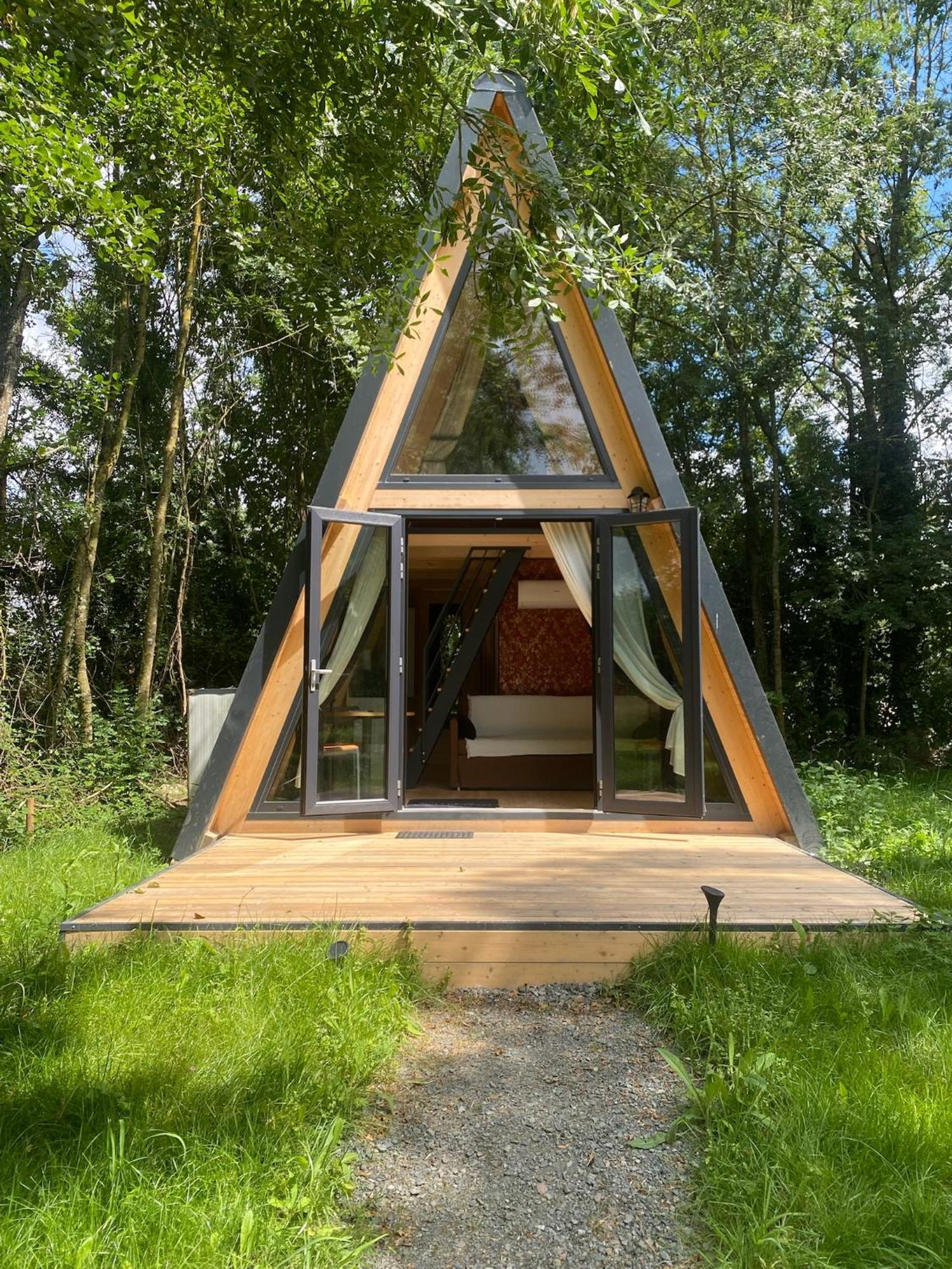 Ecolodges De Reve Dans Un Chateau De Conte De Fees Les-Trois-Moutiers ภายนอก รูปภาพ