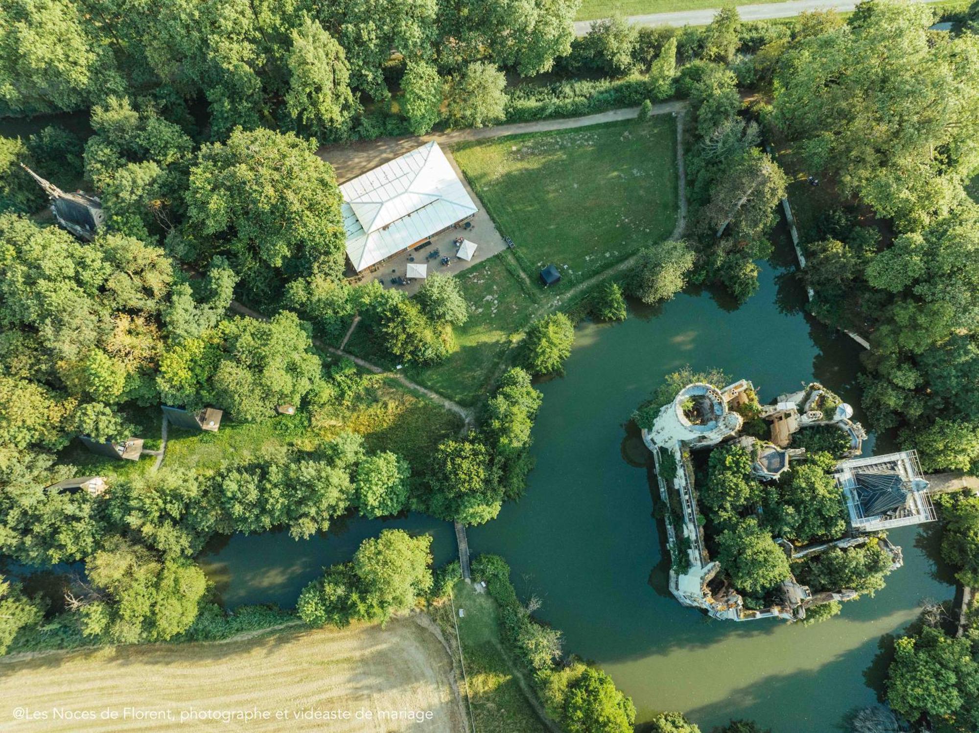 Ecolodges De Reve Dans Un Chateau De Conte De Fees Les-Trois-Moutiers ภายนอก รูปภาพ