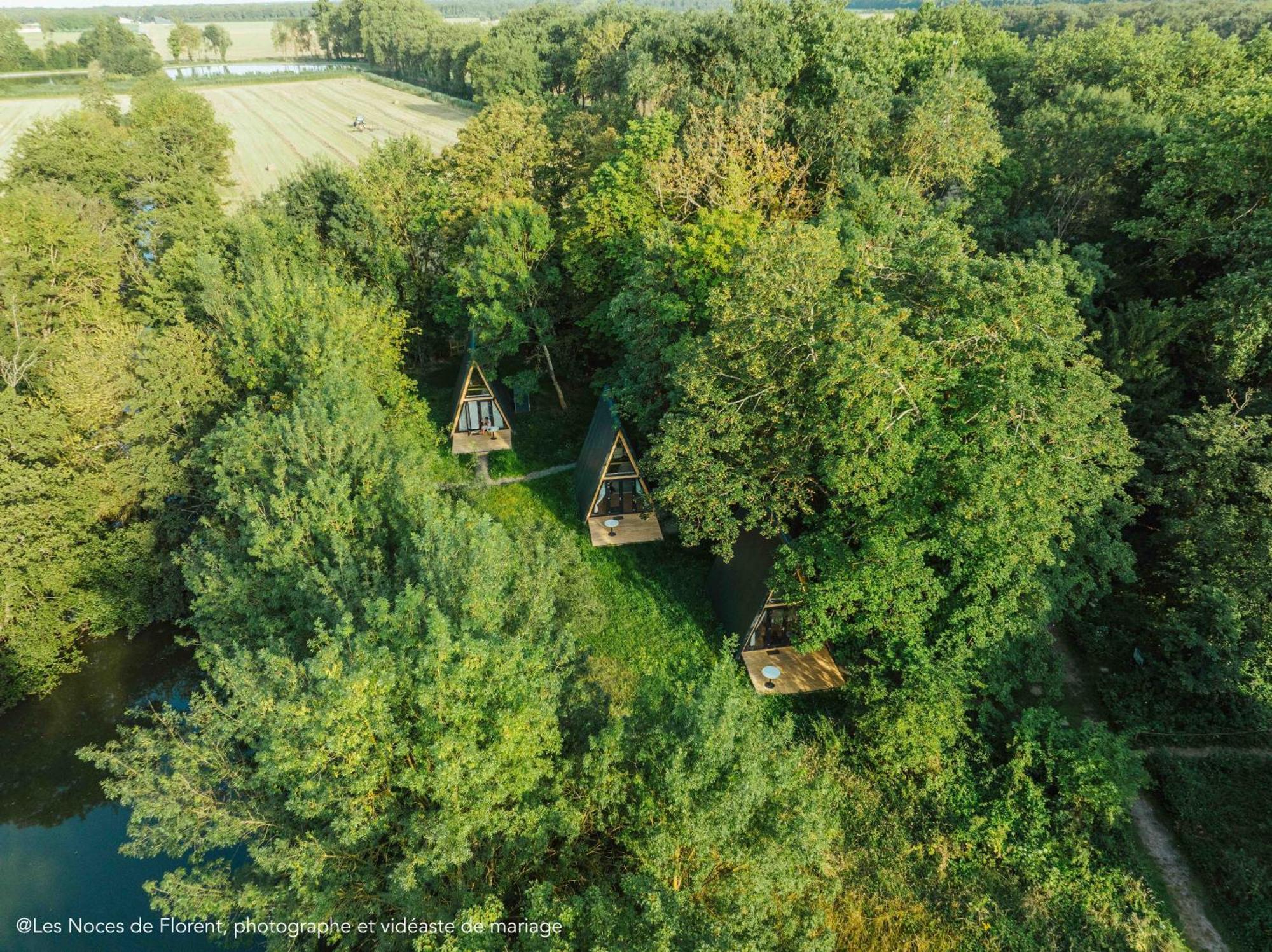 Ecolodges De Reve Dans Un Chateau De Conte De Fees Les-Trois-Moutiers ภายนอก รูปภาพ